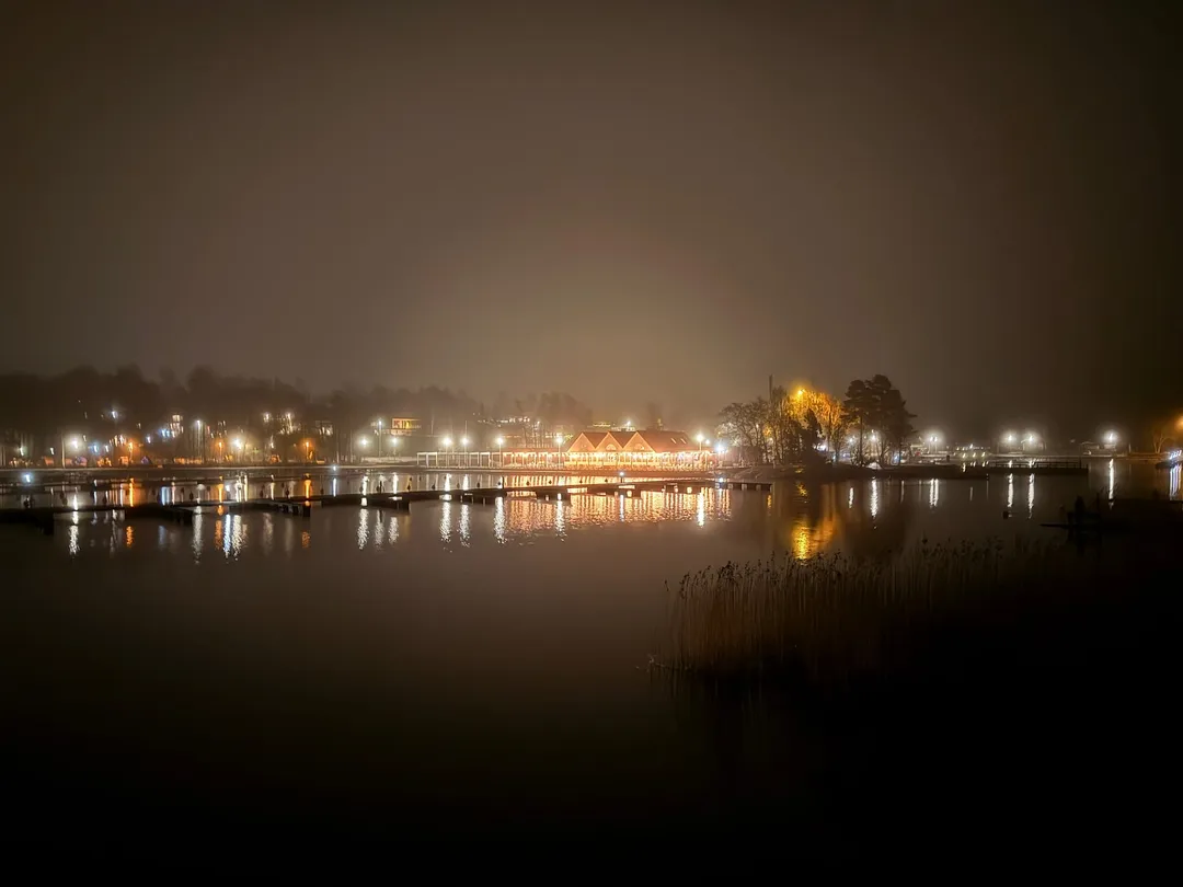 Rain, Like Mist