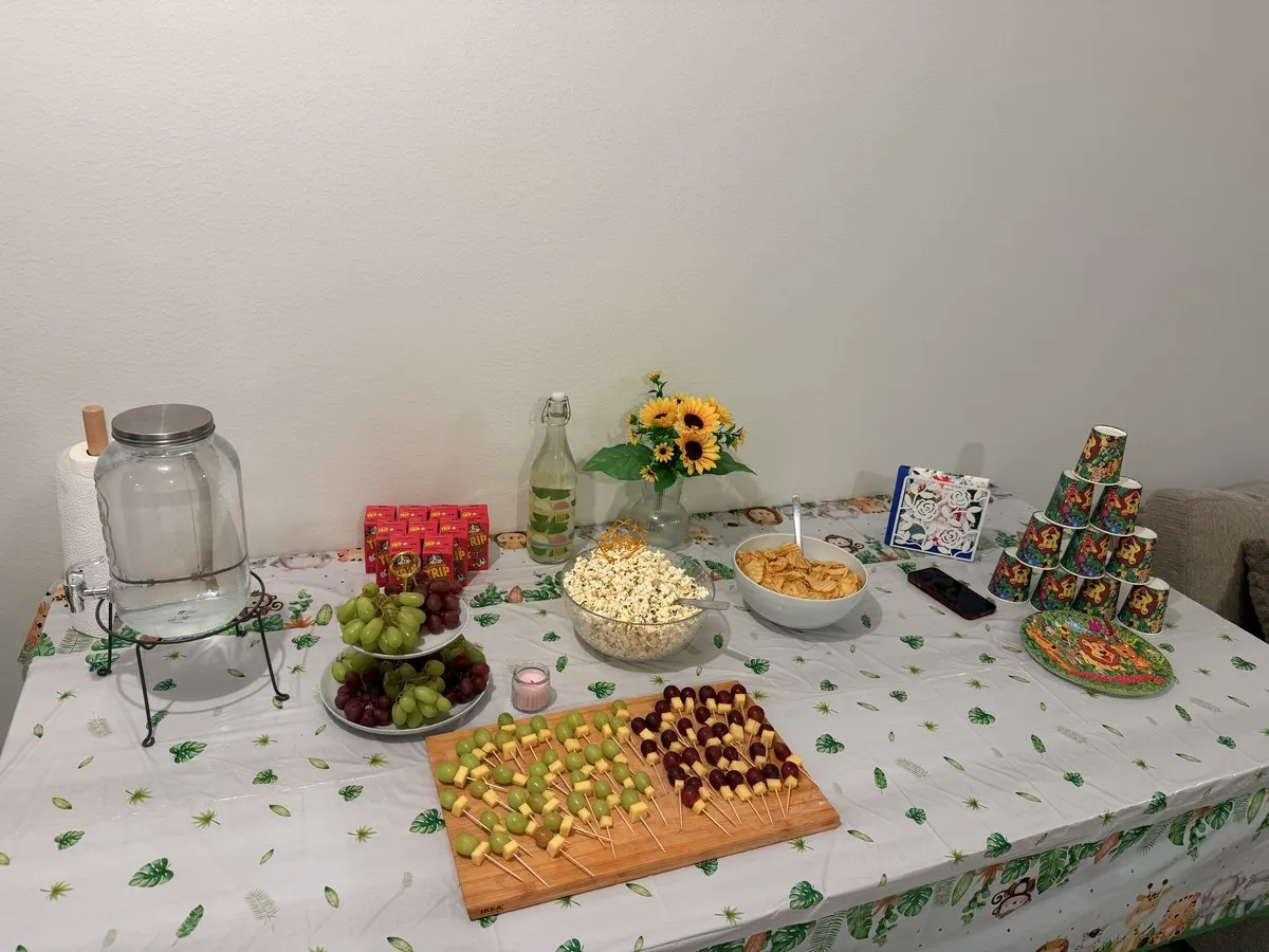 The partial food spread