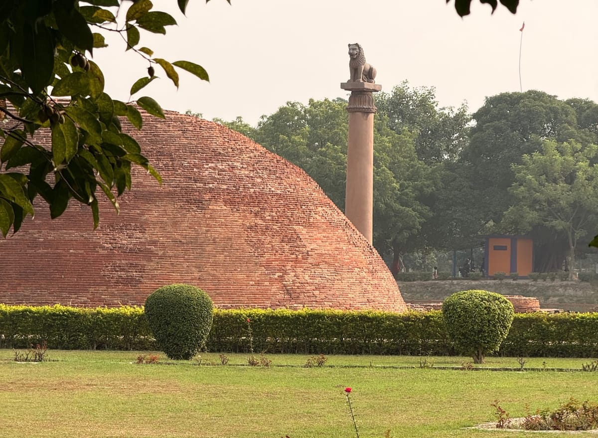 Visiting the Ashokan Pillar in Vaishali